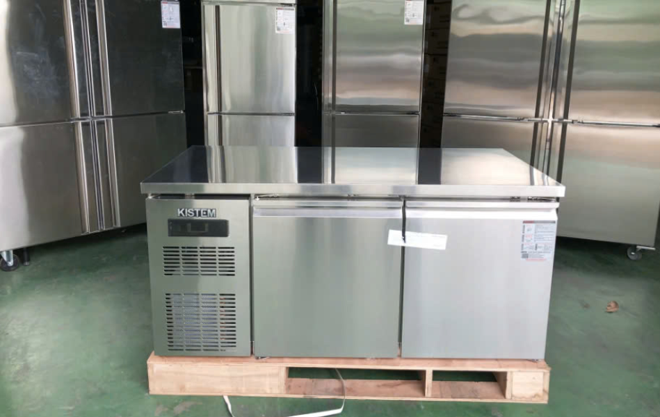 Tủ bàn mát Kistem 1200mm KIS-XFT12R- Có Quạt Gió