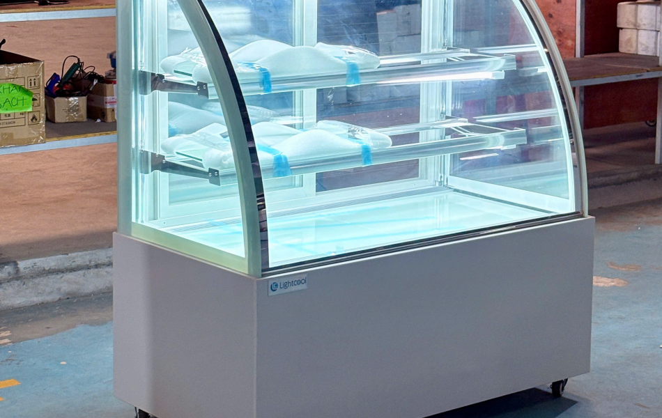 Tủ trưng bày bánh kem Lightcool Kính Cong DG-1200Y 1m2