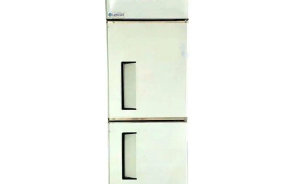 Tủ đông đứng 2 cánh Lightcool LS-500 350L