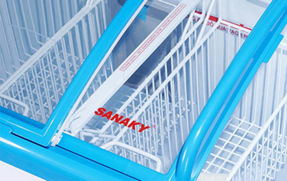 Tủ Đông Mặt Kính Cong Sanaky 260lít VH-382K