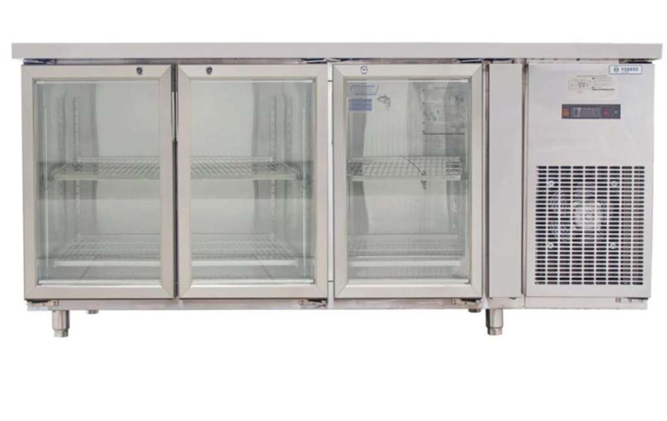 Bàn mát 3 cánh Yubann YB-F18 460L
