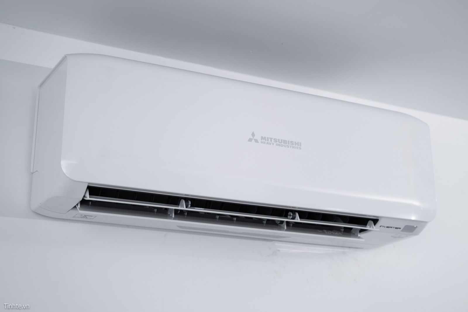 Điều hòa Mitsubishi Heavy inverter 1.5HP SRK/SRC13YXS-W5