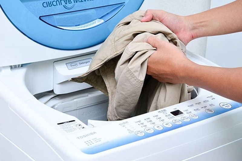 Máy giặt cửa trên là gì? Ưu và nhược điểm của máy giặt cửa trên