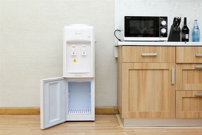 Máy làm nóng lạnh nước uống KG34C