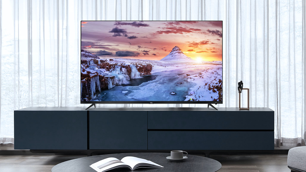 Tivi Full HD có còn đáng mua hiện nay? Phù hợp cho ai, ở không gian nào?