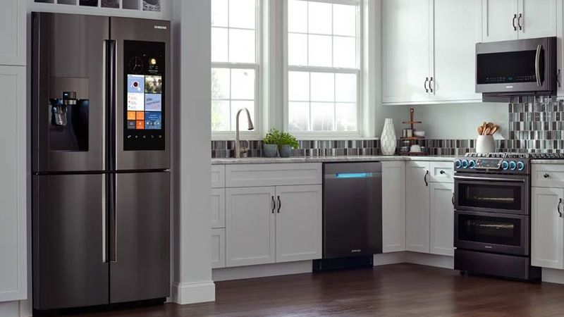 Đâu là lựa chọn phù hợp cho gia đình 4 người? So sánh khả năng tiết kiệm điện của các hãng phổ biến