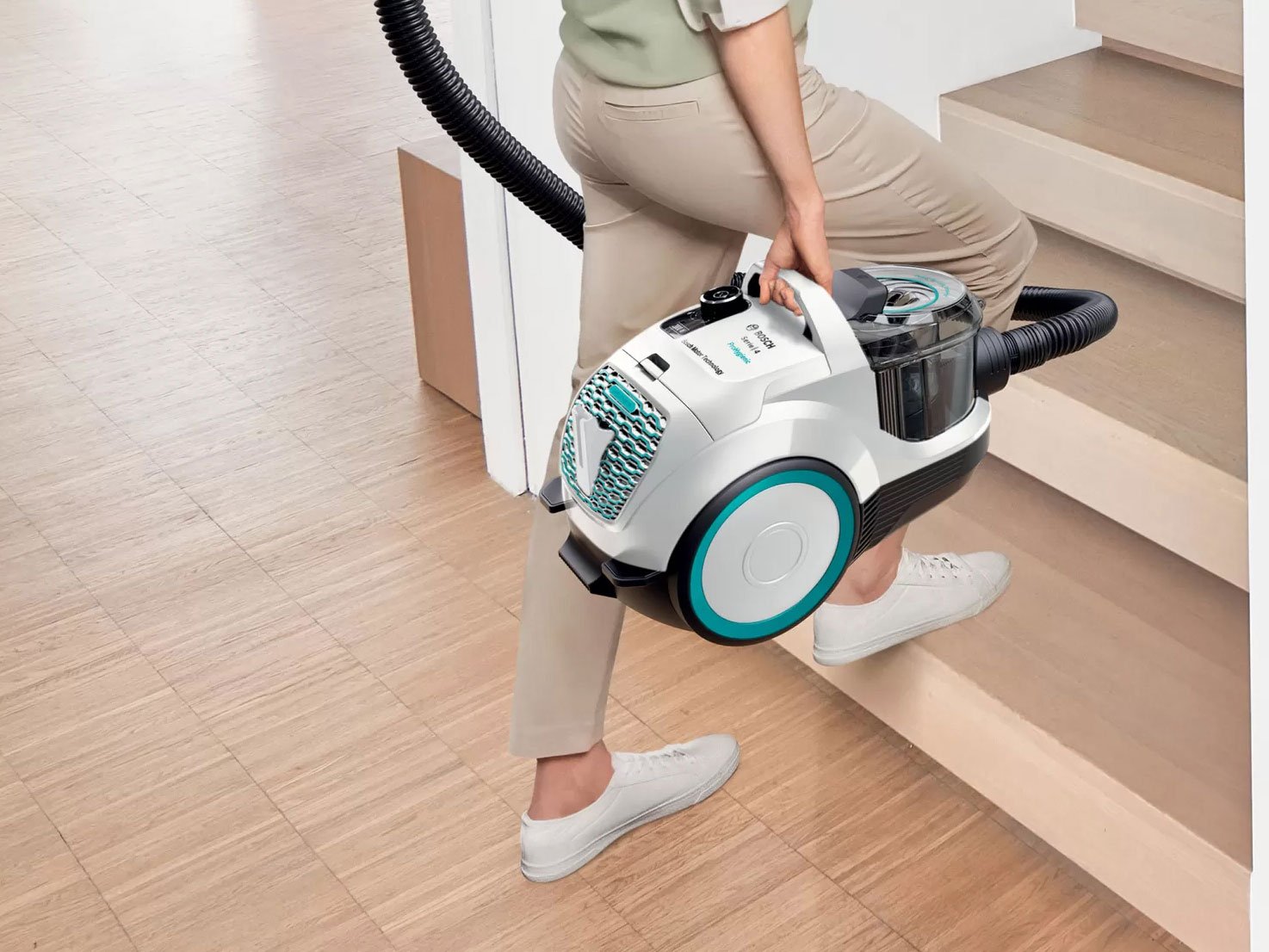 Máy hút bụi Bosch Serie 4 BGS21WHYG