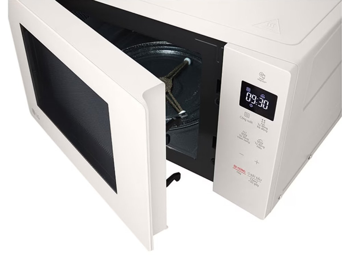Lò vi sóng LG MS2032GIK 700W
