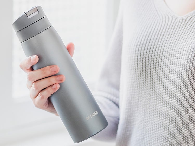https://dienmaykhangphu.com/binh-giu-nhiet-náp-bạt-600ml-tiger-mcx-a602-kexc