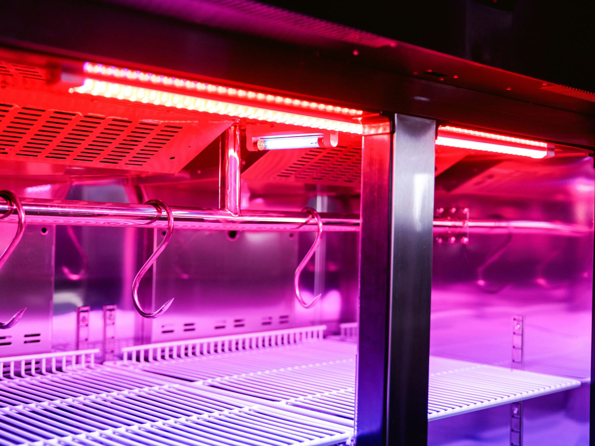 Tủ ủ thịt 4 cánh Happys HWI-45RA