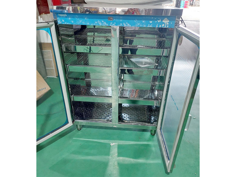 Tủ tiệt trùng bát đĩa bằng tia UV và sấy khô HAPPYS HPS-104C