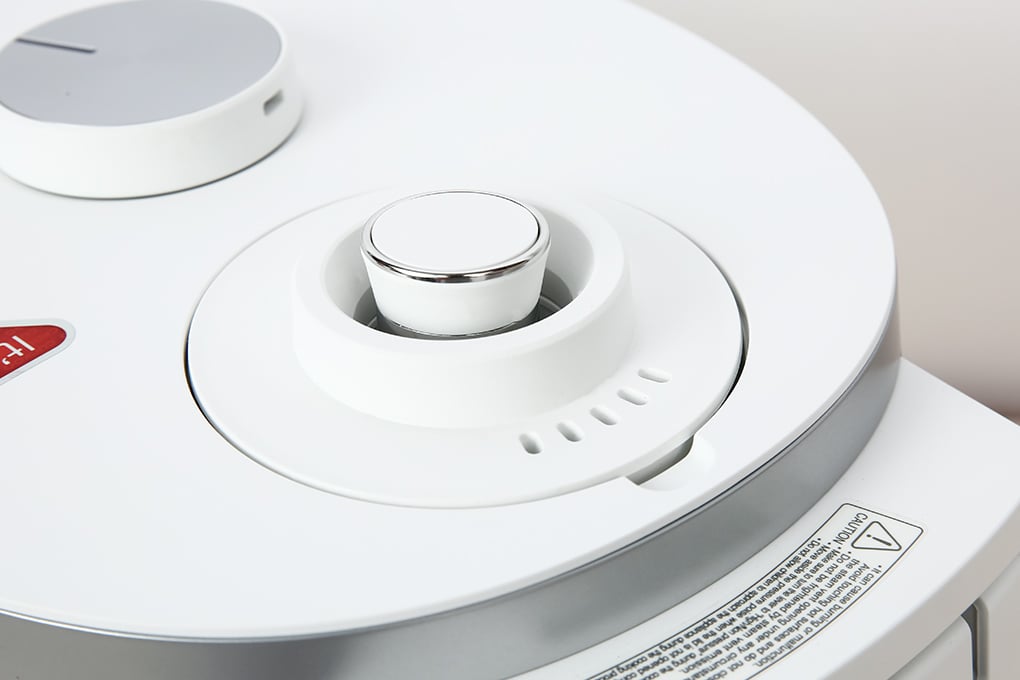 Nồi cơm điện tử cao tần Cuckoo CRP-LHTR0609F