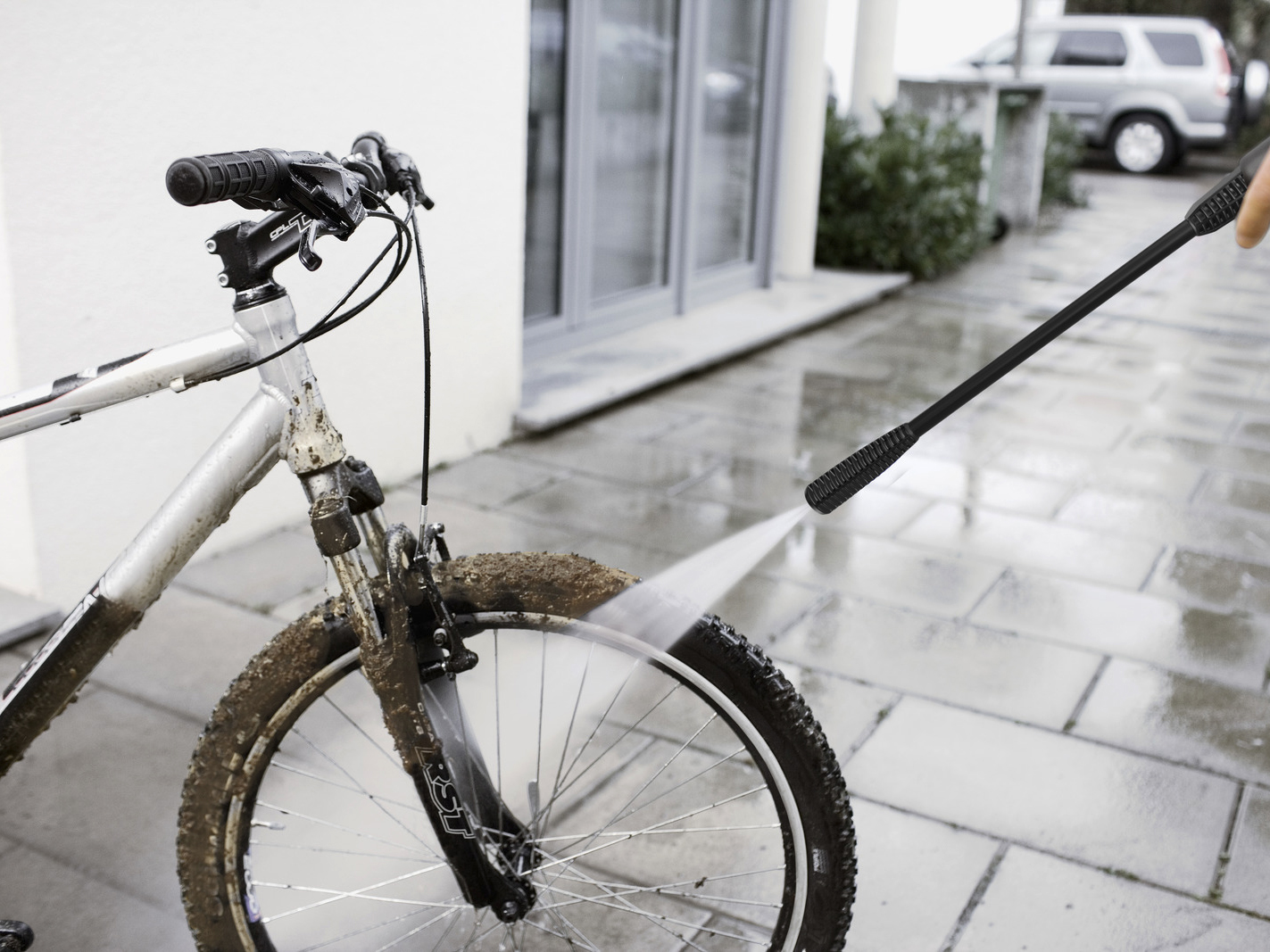 Máy phun rửa áp lực cao Karcher K2 Universal Edition OJ