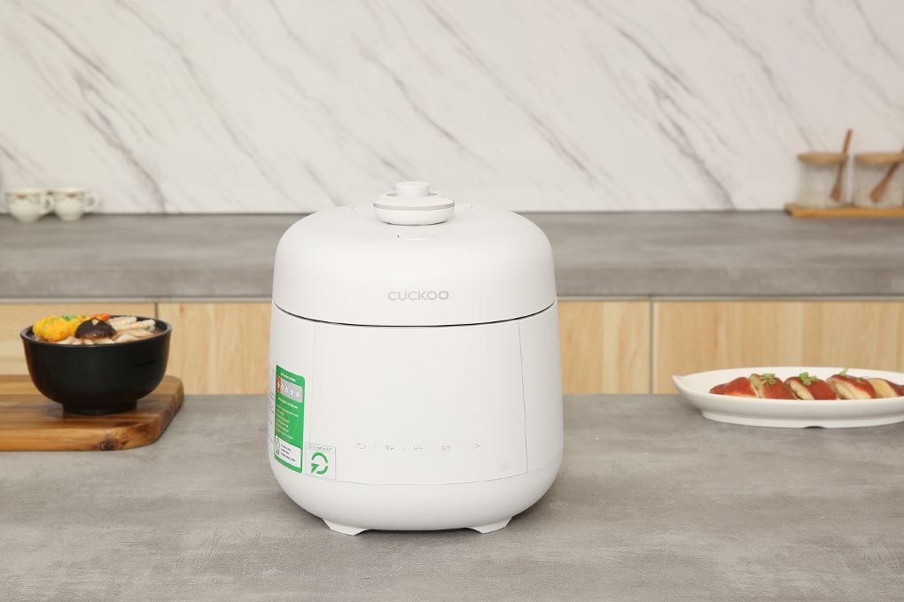 Nồi cơm cao tần Cuckoo 0.54 lít CRP-T0310FGW