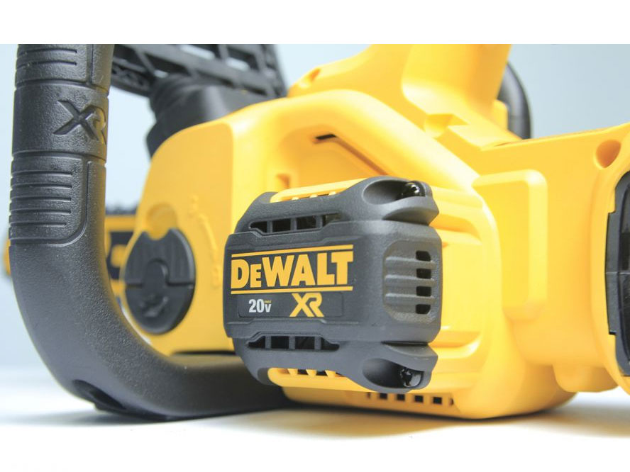 Máy cưa xích dùng pin 20V Max DeWalt DCCS620B