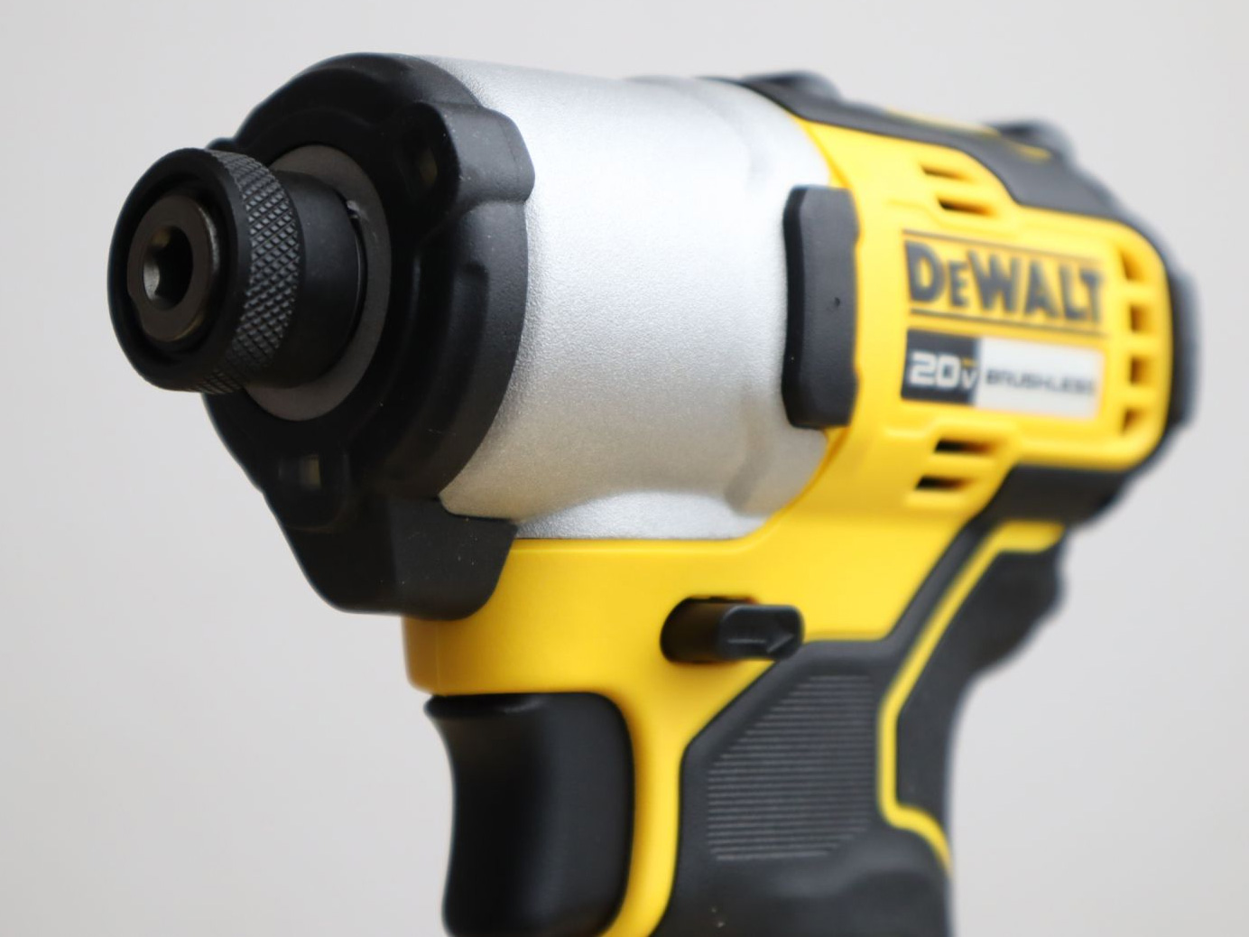 Máy vặn vít dùng pin 20V DeWalt DCF845N-KR