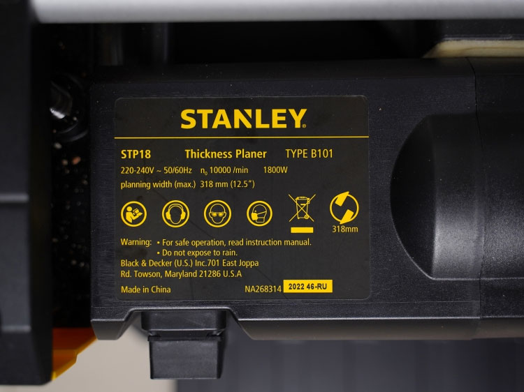 Máy bào cuốn để bàn 1800W Stanley STP18-B1