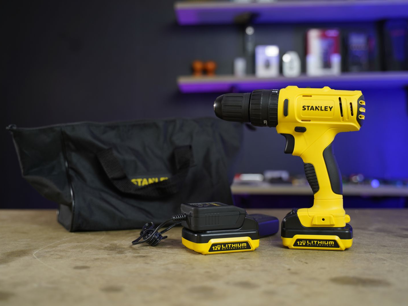 Máy khoan động lực dùng pin 12V Stanley SCH121S2