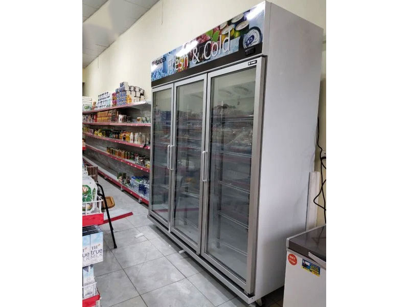 Tủ mát đứng 3 cánh kính Sanden OEM-1805i-inverter