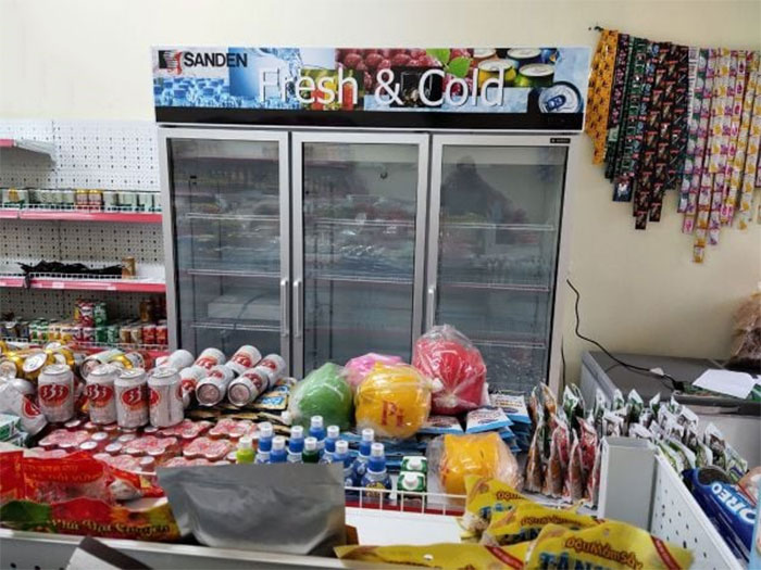 Tủ mát đứng 3 cánh kính Sanden OEM-1805i-inverter