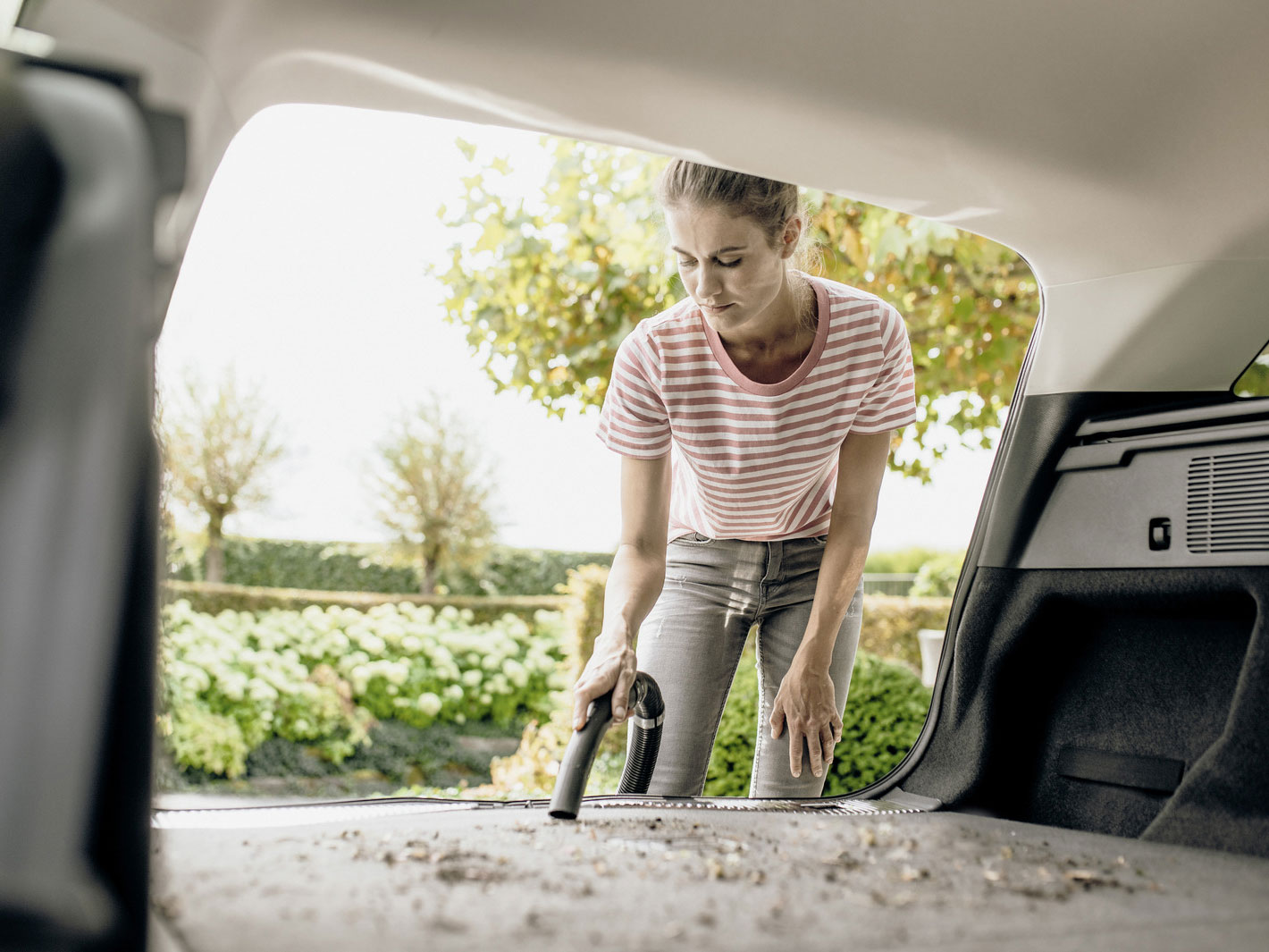 Máy hút bụi khô và ướt Karcher WD 4 S 1.628-260.0