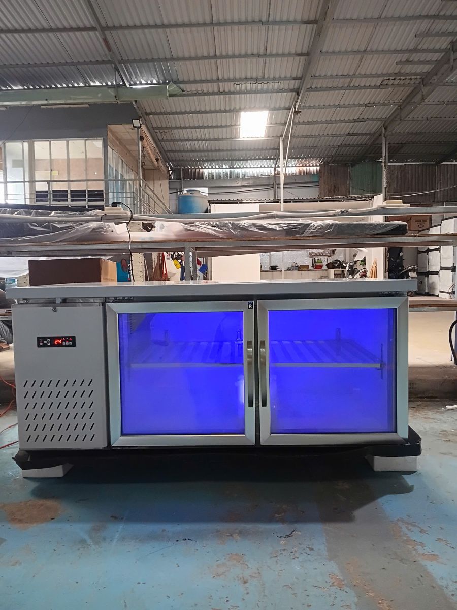 Bàn Mát Cửa Kính Lightcool 1M2 208L BL-1200 ECO