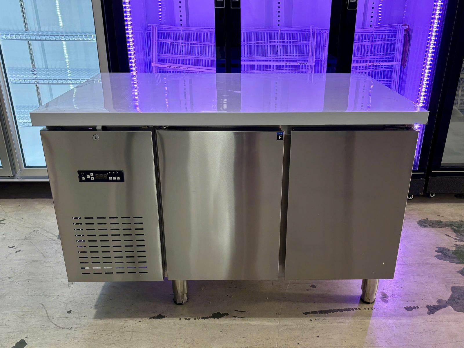 Tủ bàn Đông Lightcool 1M2 208L BL-1200 ECO