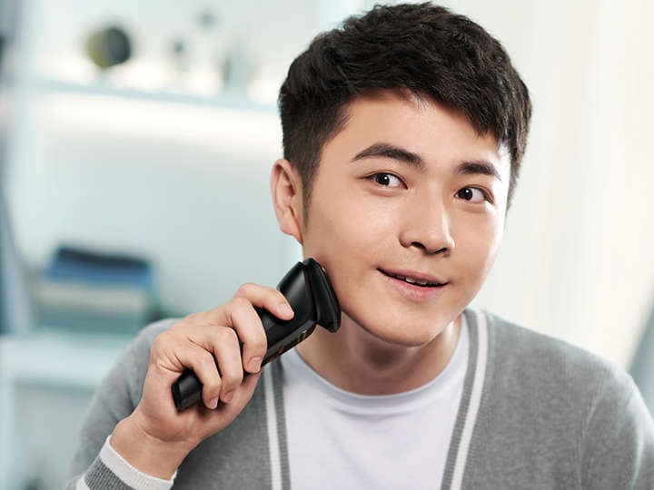 Máy cạo râu Philips S1103/02